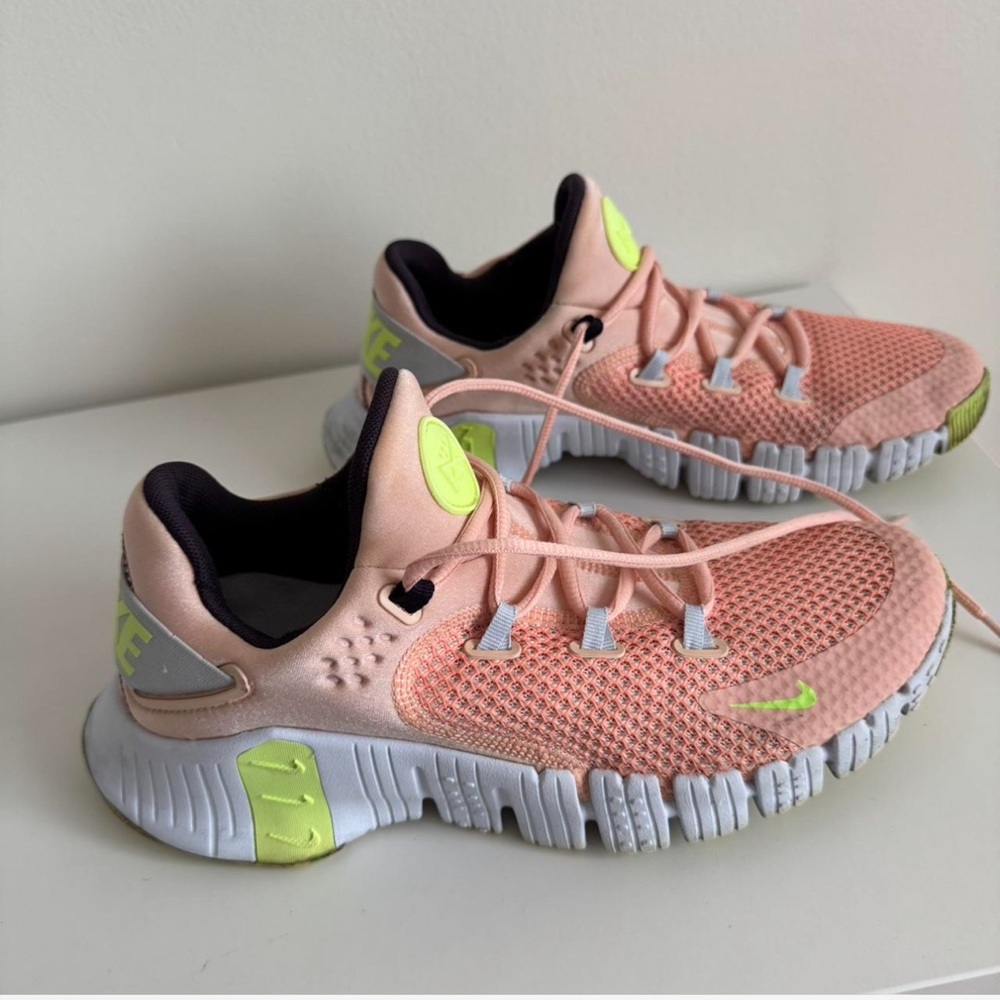 Nike Free Metcon 4 Arctic Orange Women’s Running Shoe